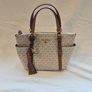 Michael Kors Tan and Cream Signature Tote